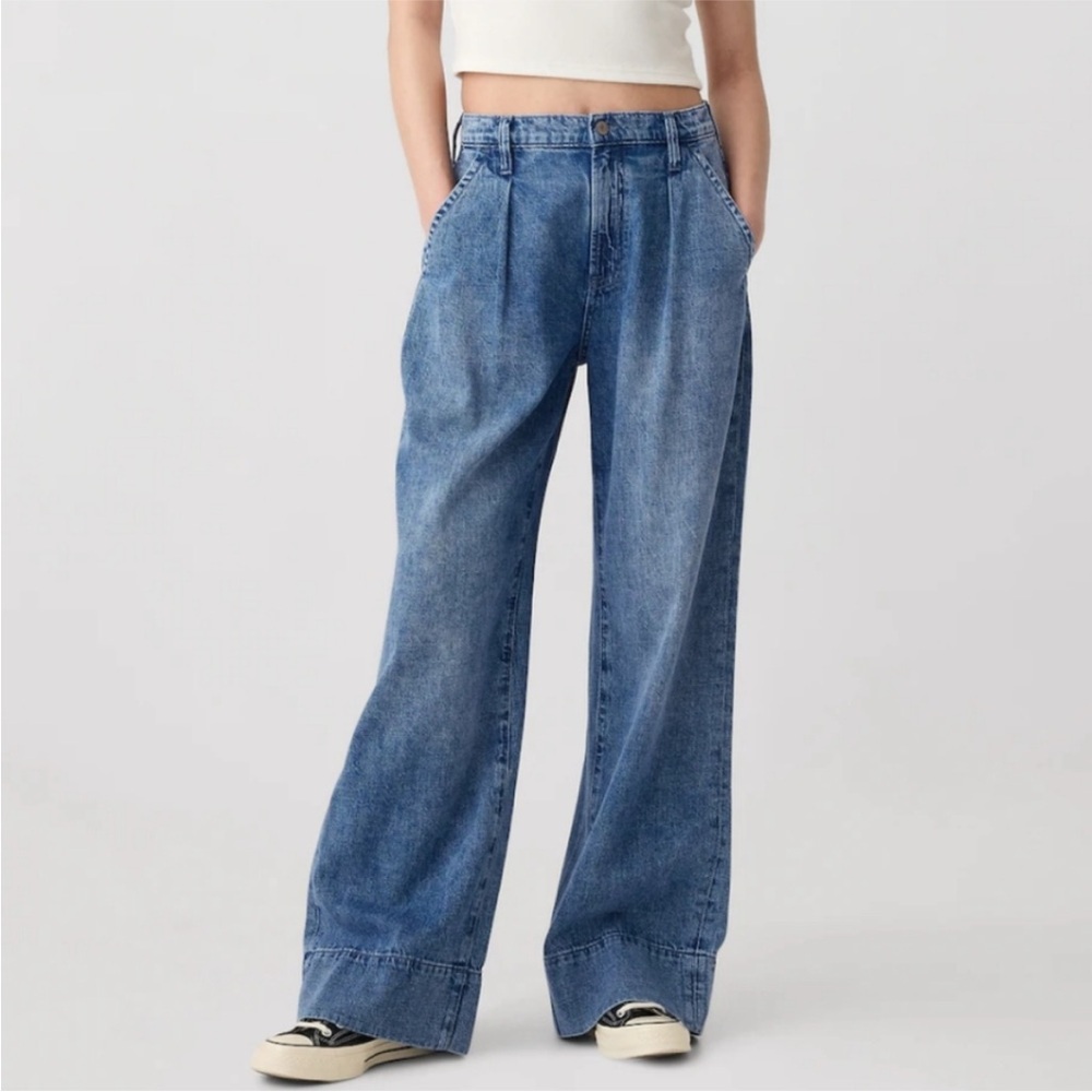 NWT! GAP High Rise Wide Leg Pleated Denim Trousers - Size 4 / 27 🩷 435004